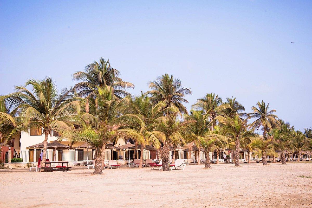 Ocean Bay Hotel & Resort Bakau Ngoại thất bức ảnh