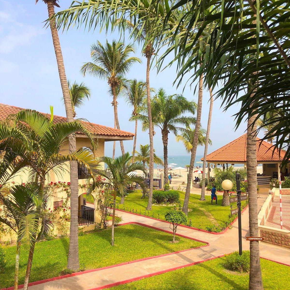 Ocean Bay Hotel & Resort Bakau Ngoại thất bức ảnh
