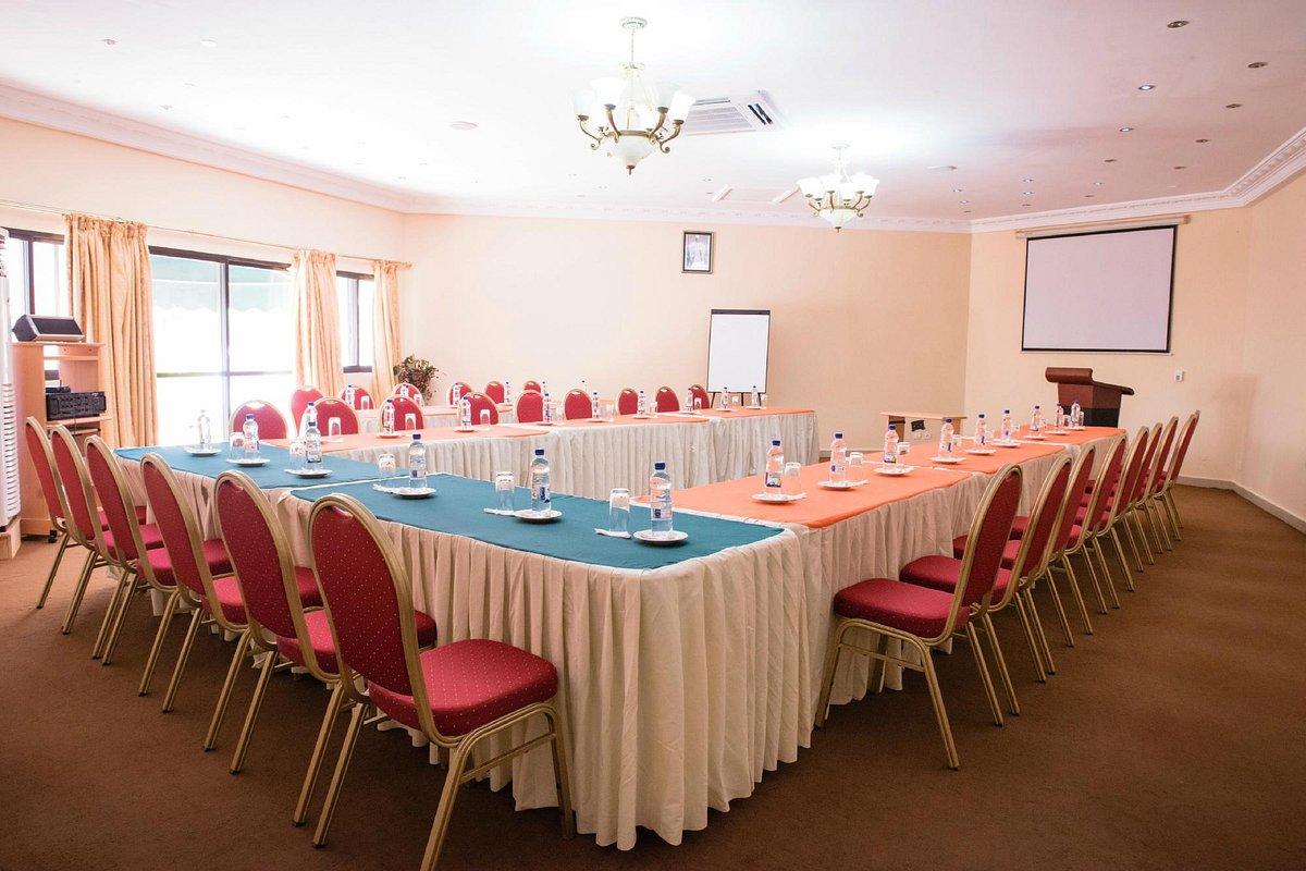 Ocean Bay Hotel & Resort Bakau Ngoại thất bức ảnh