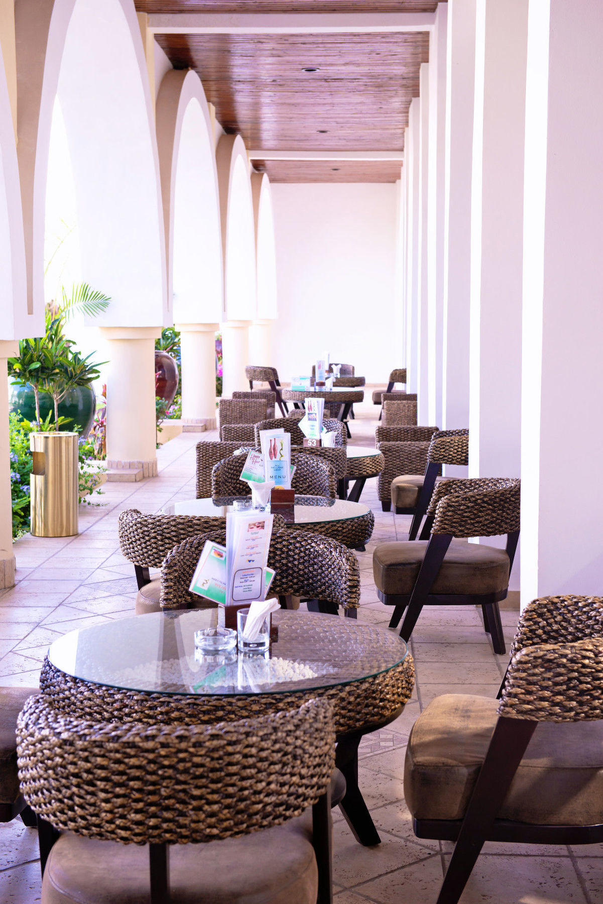 Ocean Bay Hotel & Resort Bakau Ngoại thất bức ảnh