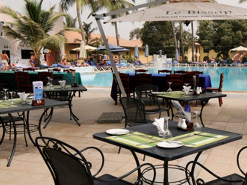 Ocean Bay Hotel & Resort Bakau Ngoại thất bức ảnh